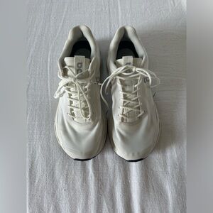 On Cloudnova Form Women’s Size 9 Shoe